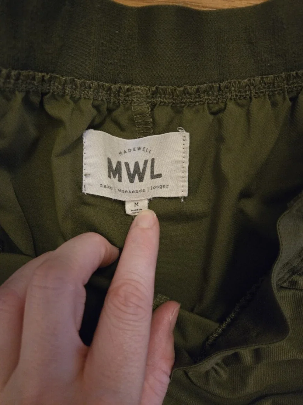 Madewell MWL Allways Pull On Olive Green Athletic Shorts Elastic Waist Medium
